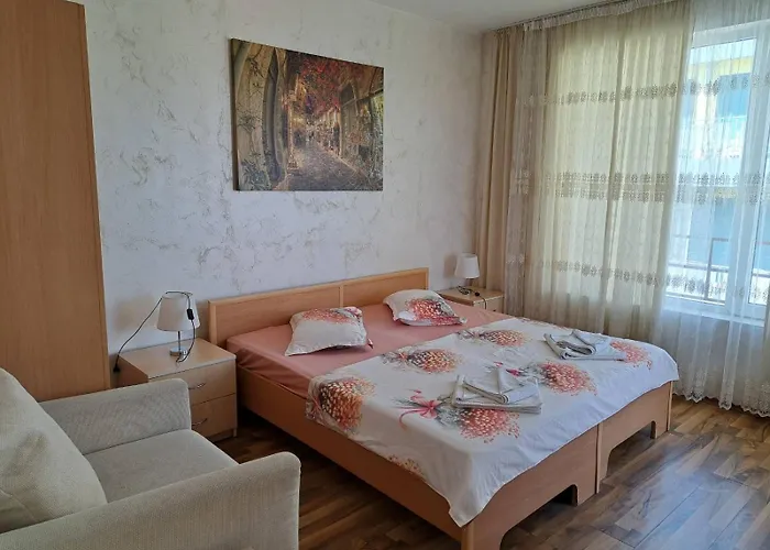Apartment Azuro Sunny Slantschew brjag