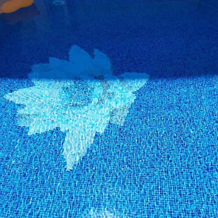 Azuro Sunny דירה